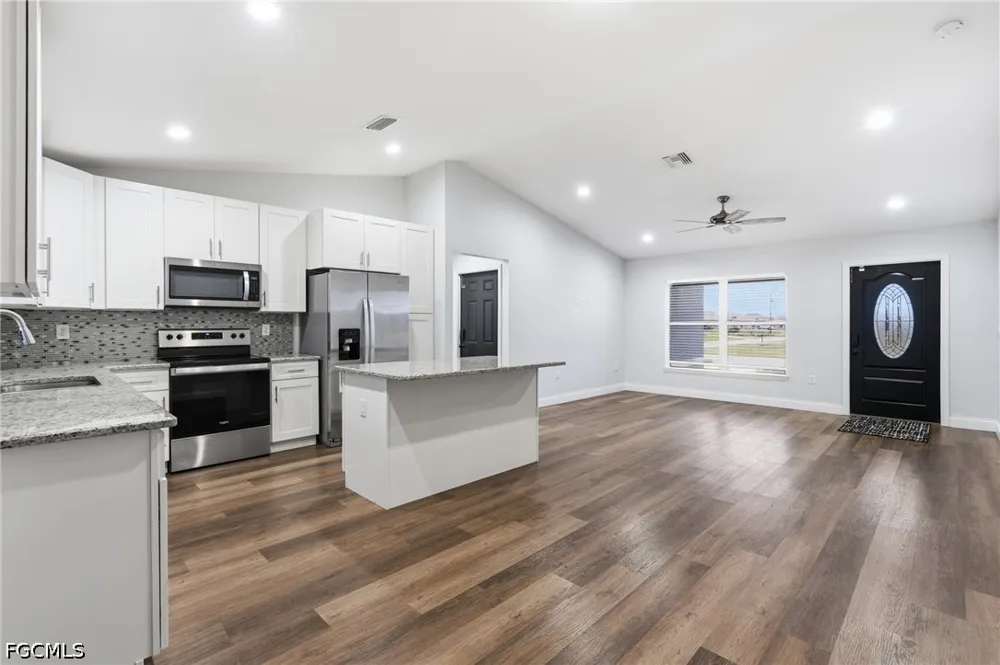 Plantation Drive Labelle, FL 33935