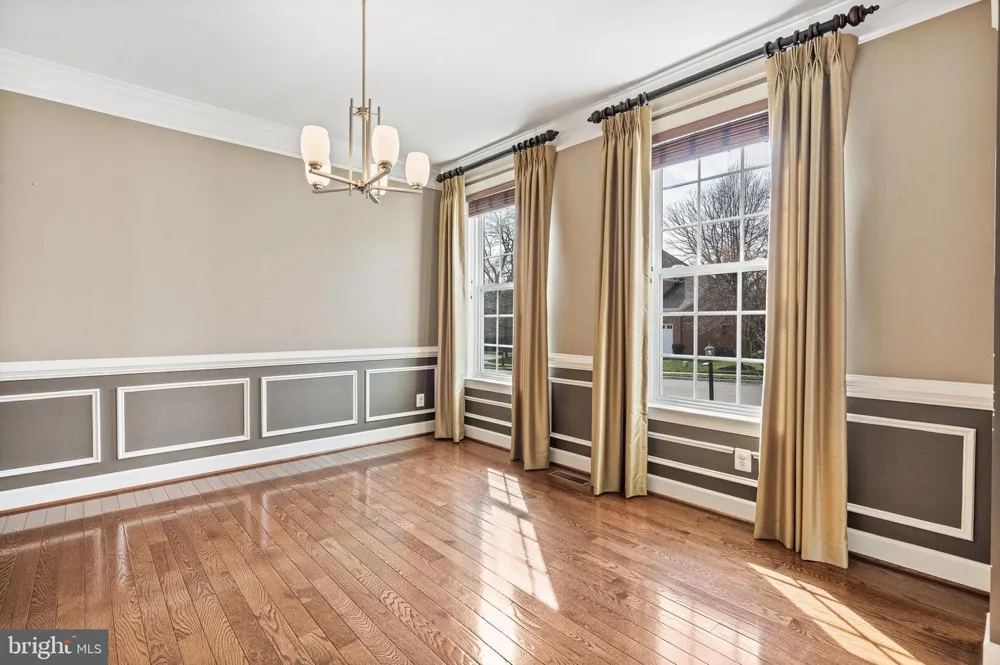 4561 RONA PLACE Fairfax, VA 22030