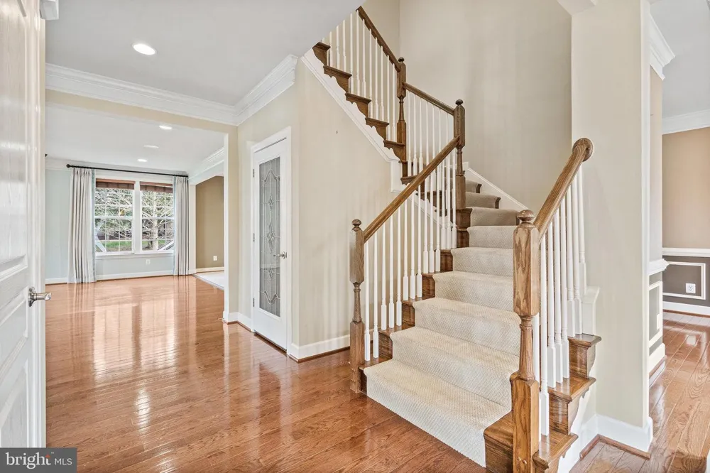 4561 RONA PLACE Fairfax, VA 22030