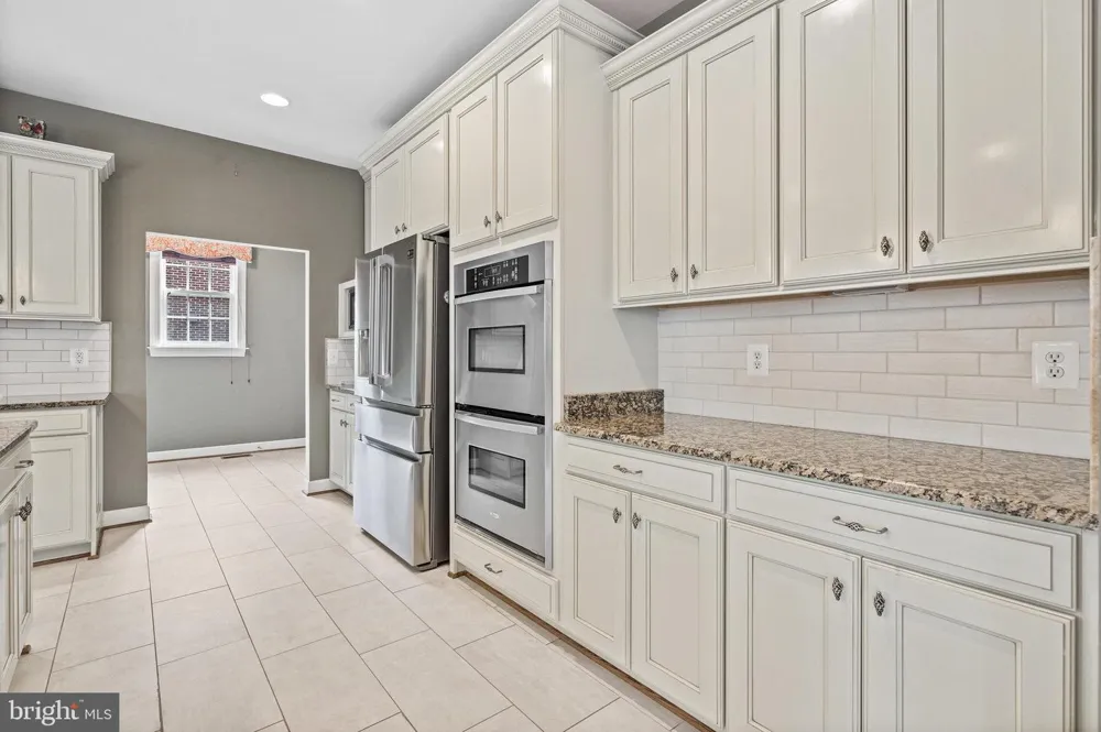 4561 RONA PLACE Fairfax, VA 22030