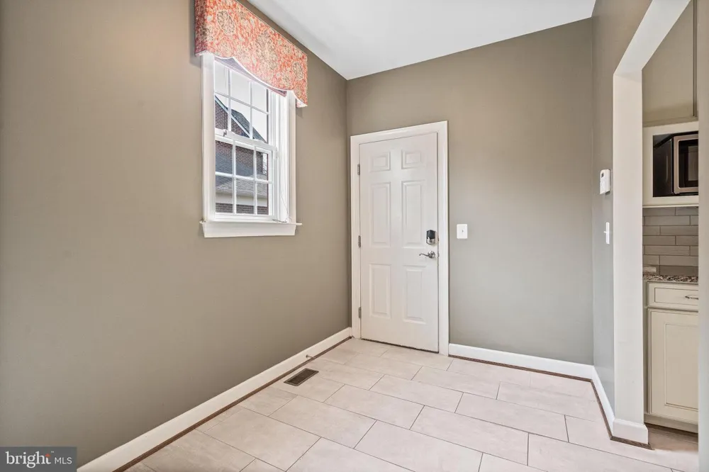 4561 RONA PLACE Fairfax, VA 22030
