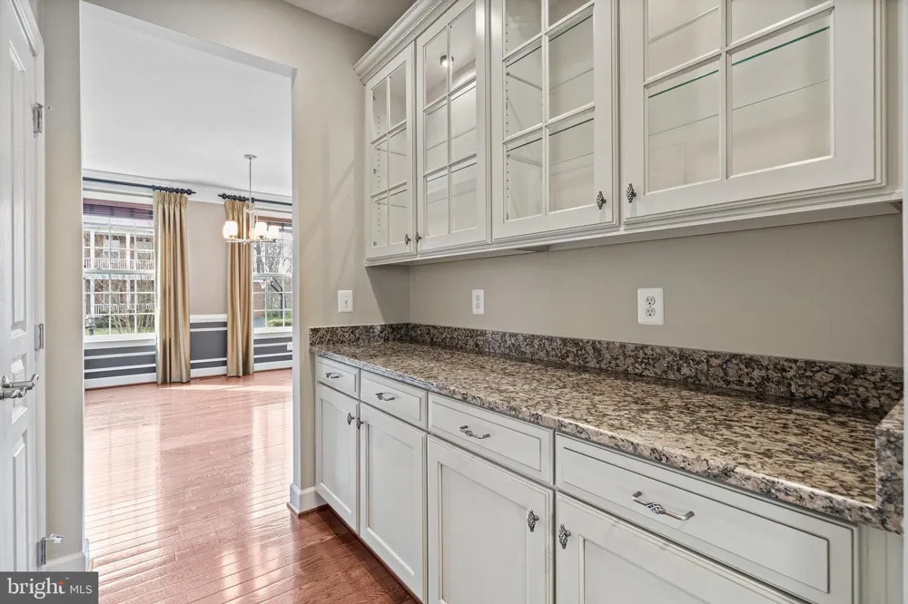4561 RONA PLACE Fairfax, VA 22030