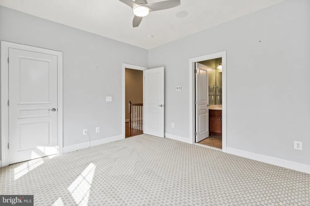 4561 RONA PLACE Fairfax, VA 22030