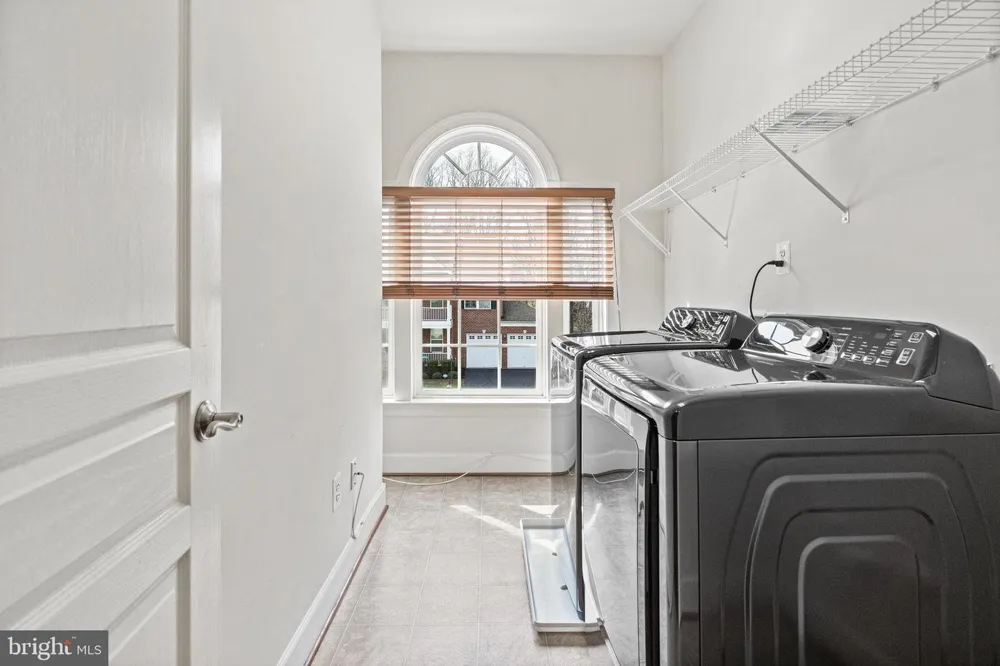 4561 RONA PLACE Fairfax, VA 22030
