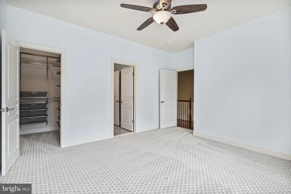 4561 RONA PLACE Fairfax, VA 22030