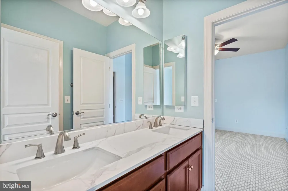 4561 RONA PLACE Fairfax, VA 22030
