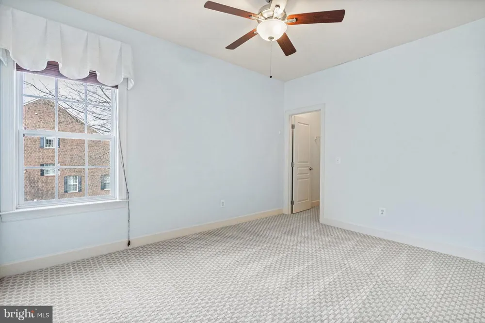 4561 RONA PLACE Fairfax, VA 22030