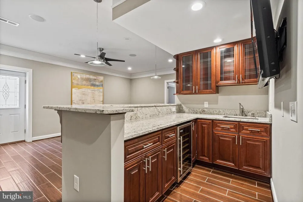4561 RONA PLACE Fairfax, VA 22030