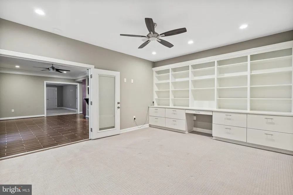 4561 RONA PLACE Fairfax, VA 22030