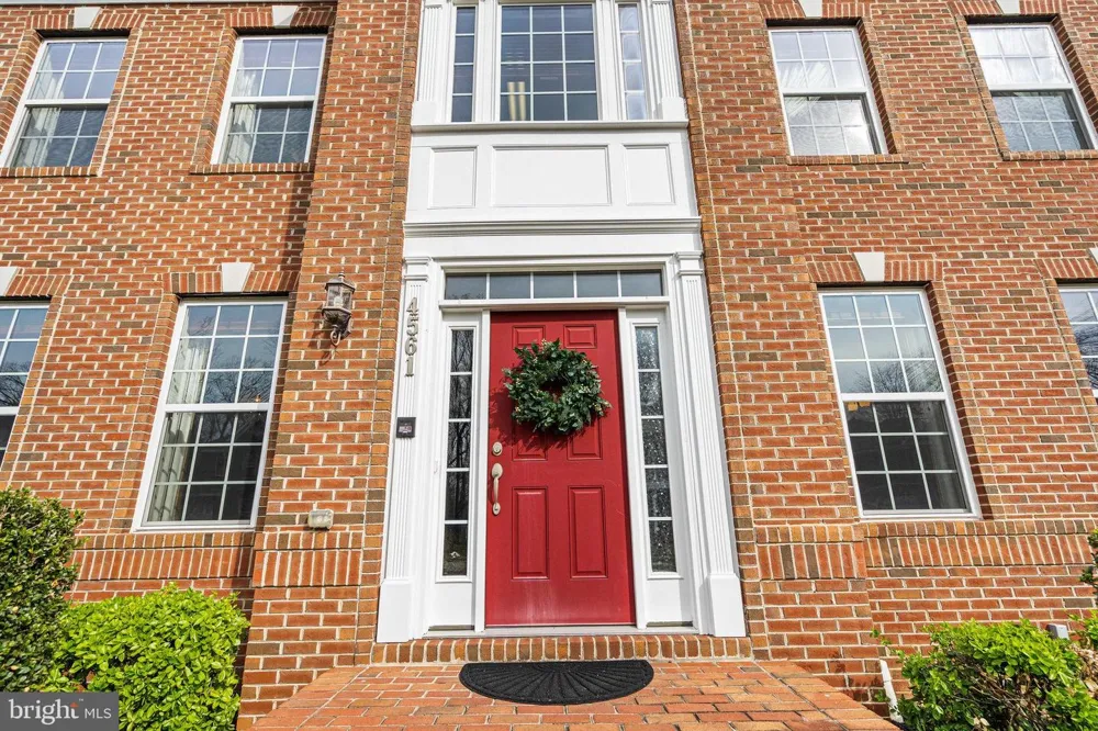 4561 RONA PLACE Fairfax, VA 22030
