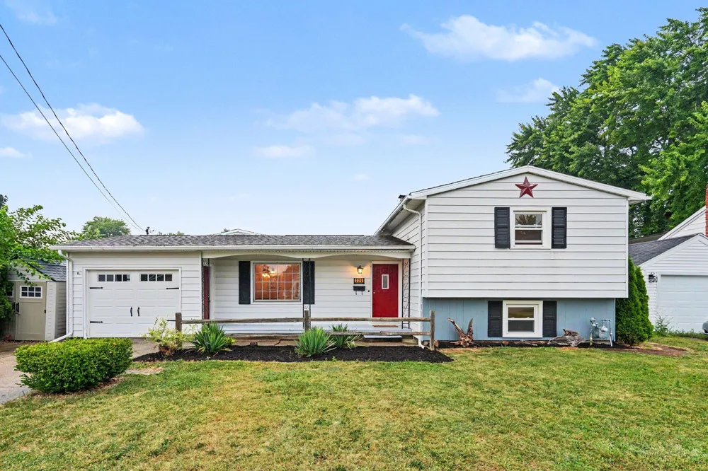 229 S Matteson Street Bronson, MI 49028