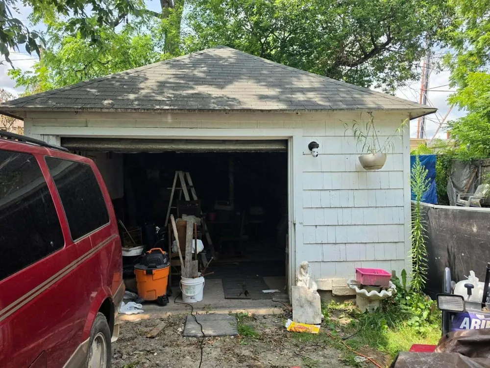 3420 Burchfield Drive Lansing, MI 48910