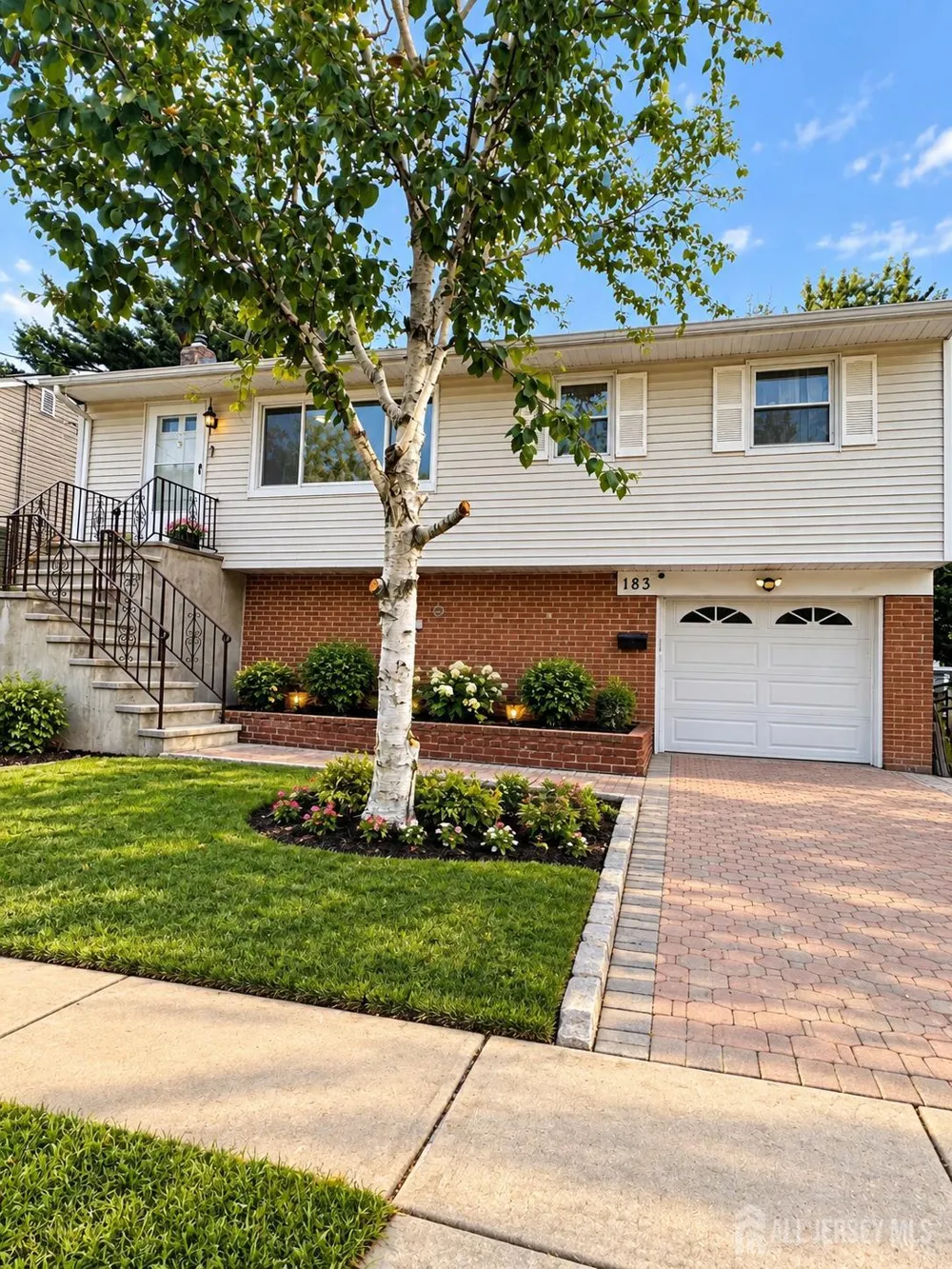 183 E Henry Place E Iselin, NJ 08830
