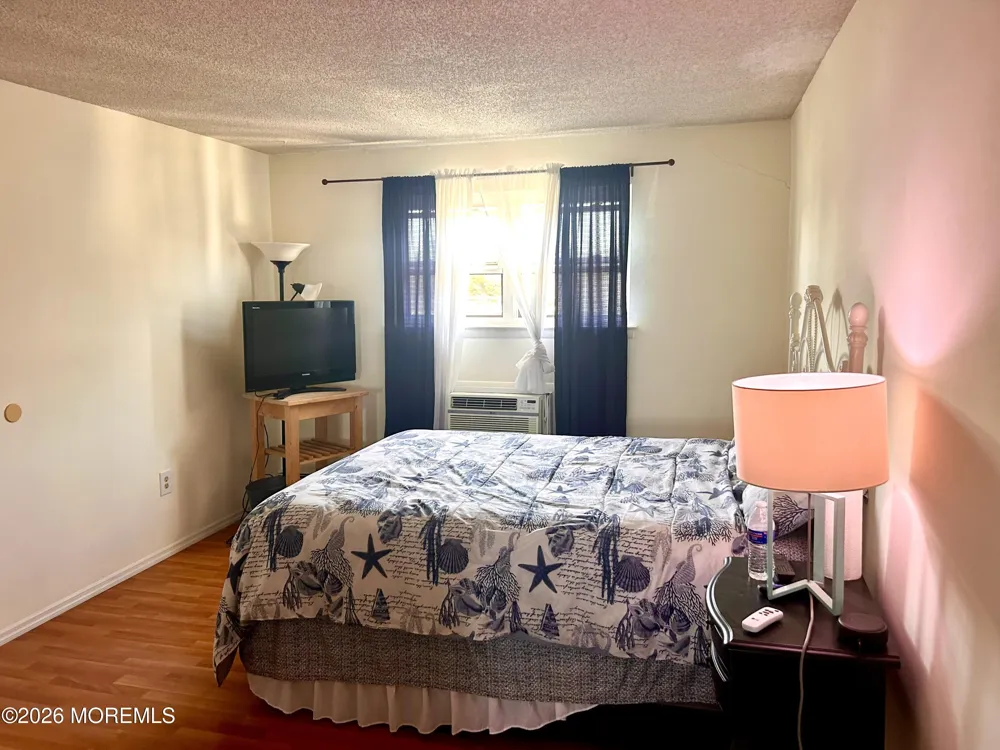 76 Wharfside Drive #404 Monmouth Beach, NJ 07750