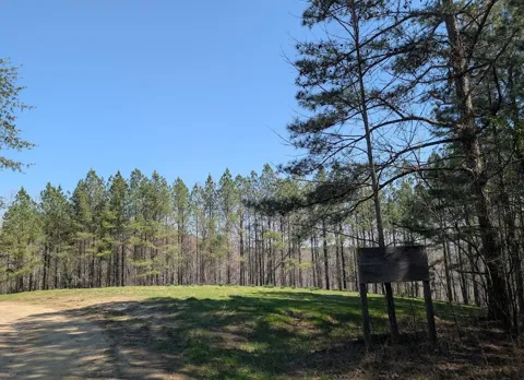 2241 Riverbend Rd Road