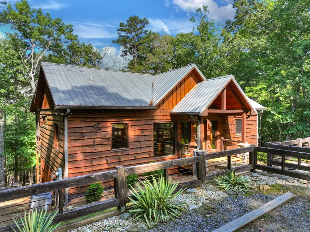 187 Hayden Way Drive Morganton, GA 30560