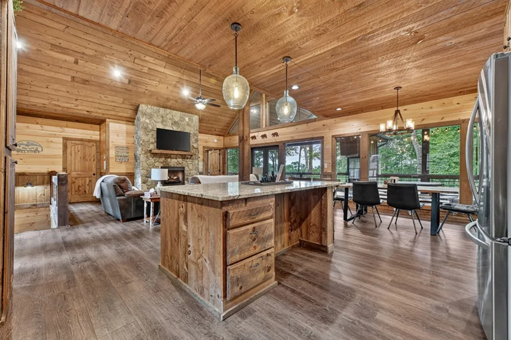 187 Hayden Way Drive Morganton, GA 30560
