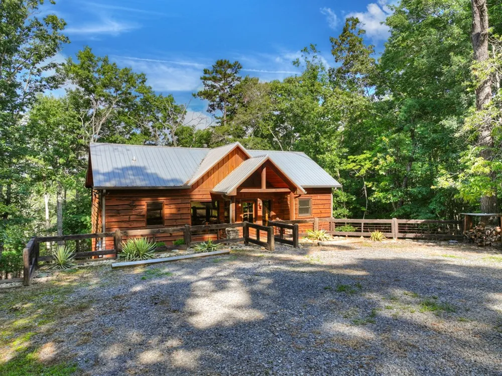 187 Hayden Way Drive Morganton, GA 30560
