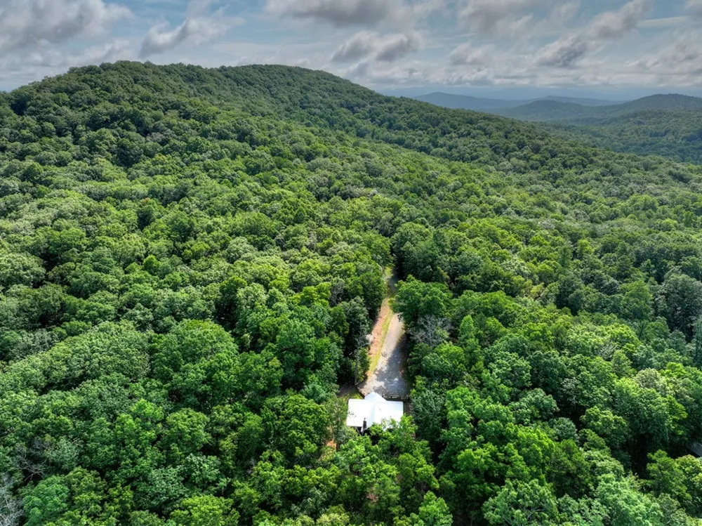 187 Hayden Way Drive Morganton, GA 30560