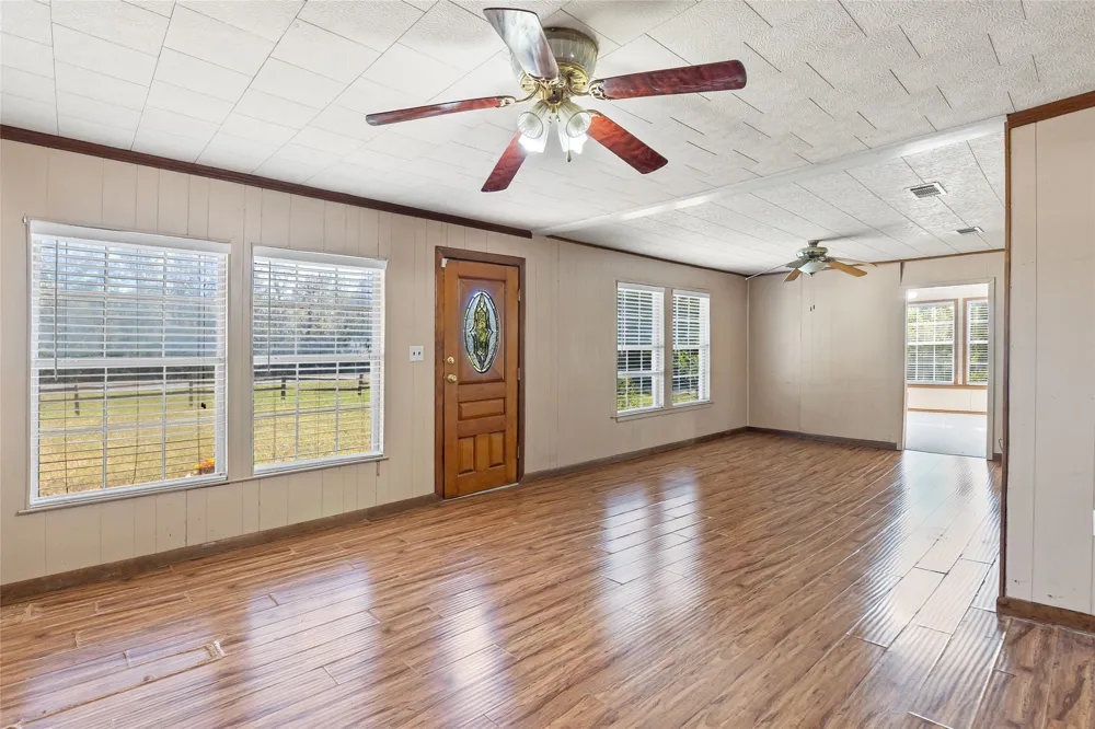 962 Hwy 50 Ladonia, TX 75449