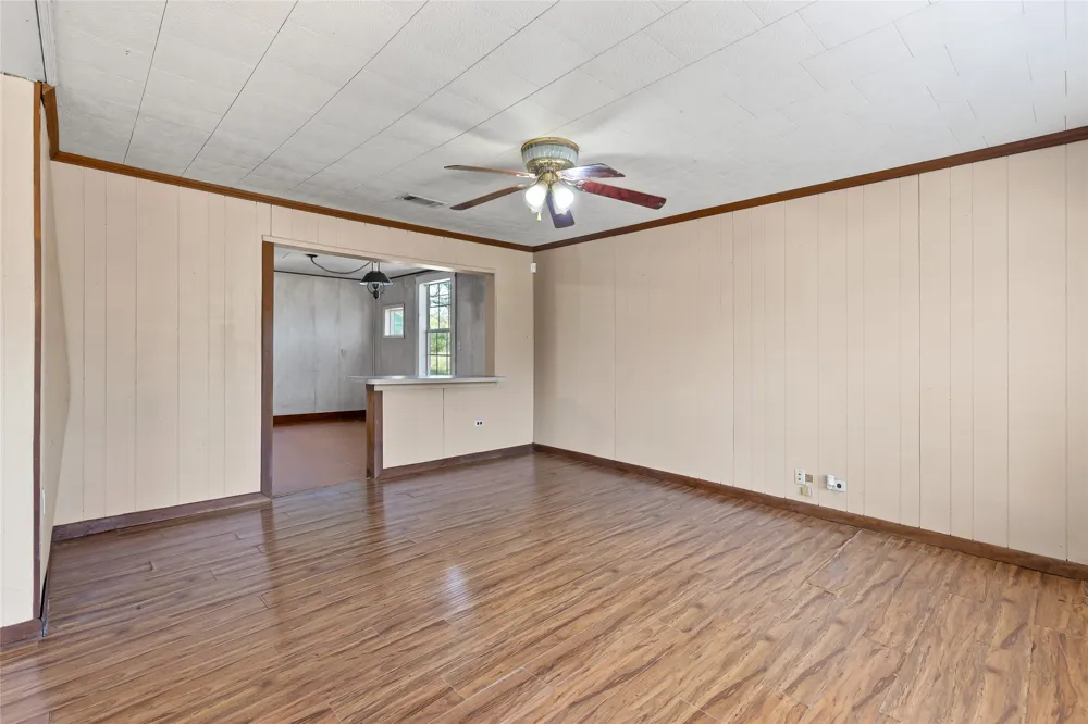 962 Hwy 50 Ladonia, TX 75449