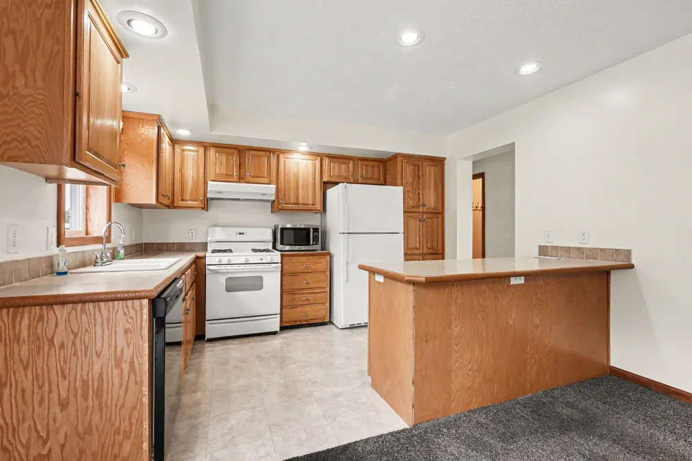 288 Village Preserve Grass Lake, MI 49240