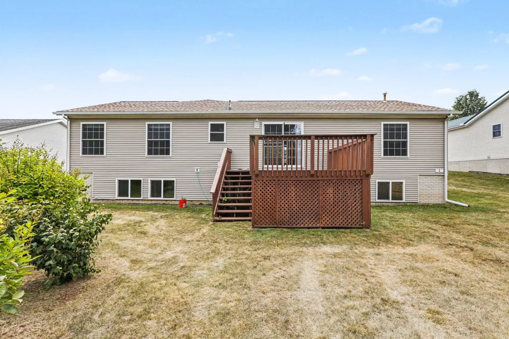 288 Village Preserve Grass Lake, MI 49240