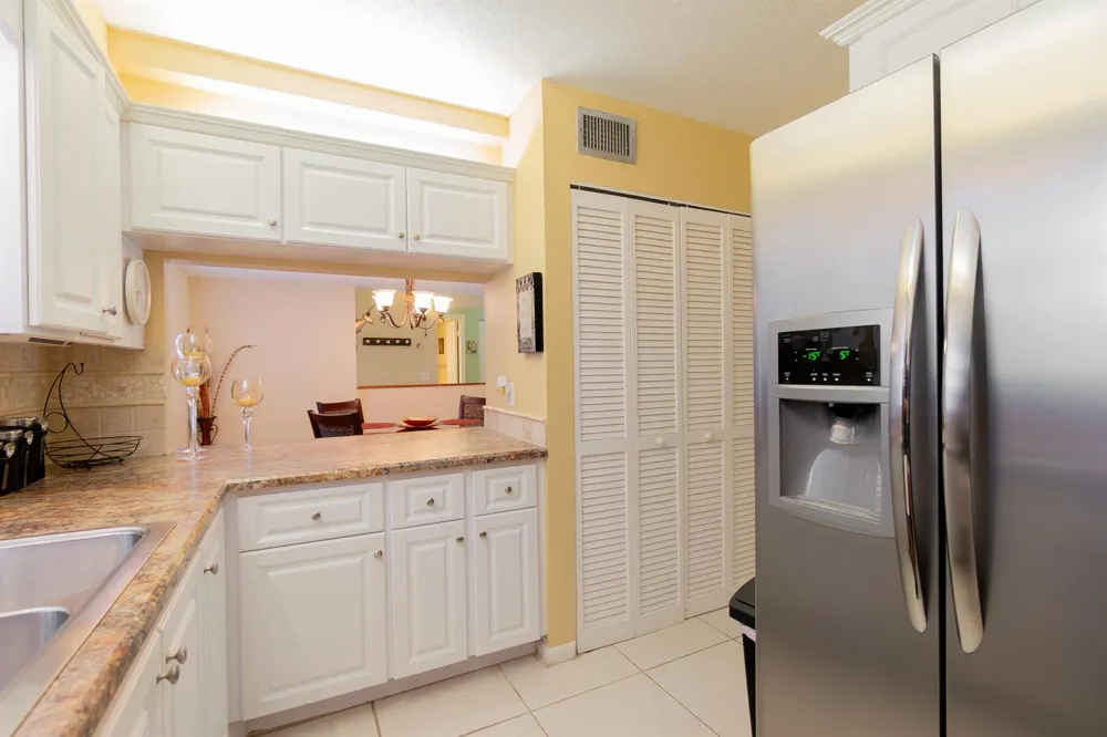 12524 SHORELINE DRIVE #302 Wellington, FL 33414