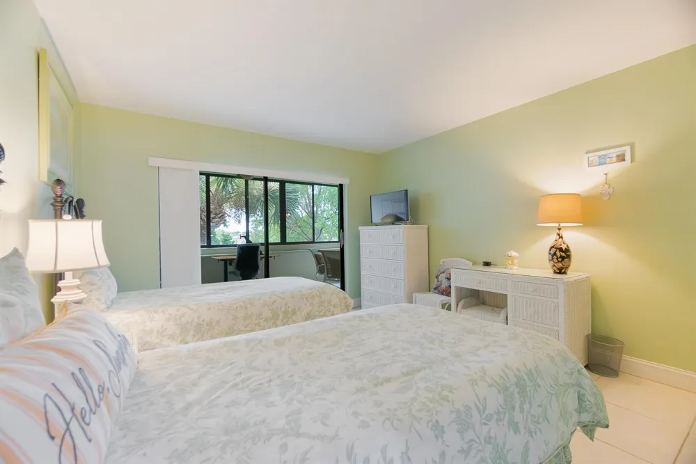 12524 SHORELINE DRIVE #302 Wellington, FL 33414