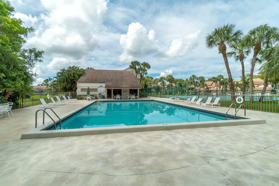 12524 SHORELINE DRIVE #302 Wellington, FL 33414