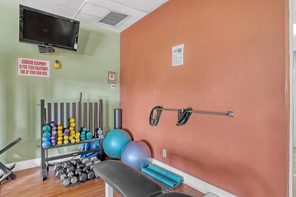 2940 Crosley Drive E West Palm Beach, FL 33415