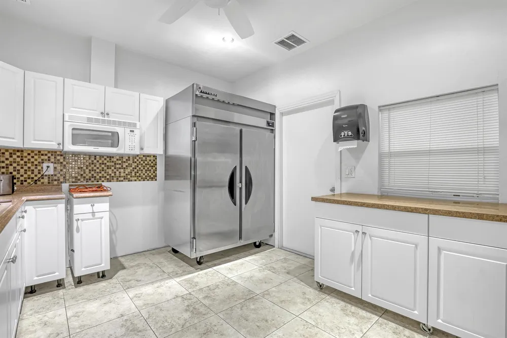 2940 Crosley Drive E West Palm Beach, FL 33415