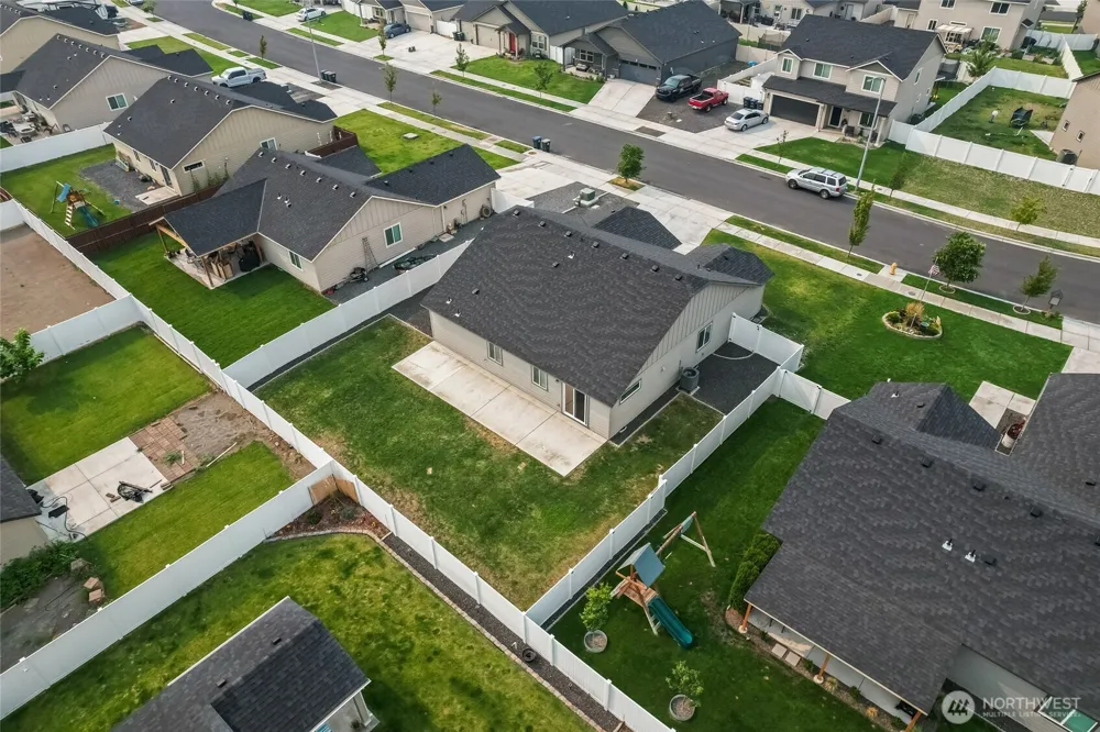 4229 W Cove West Drive Moses Lake, WA 98837