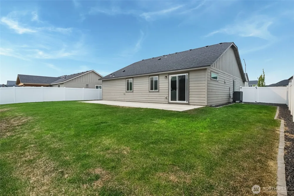 4229 W Cove West Drive Moses Lake, WA 98837