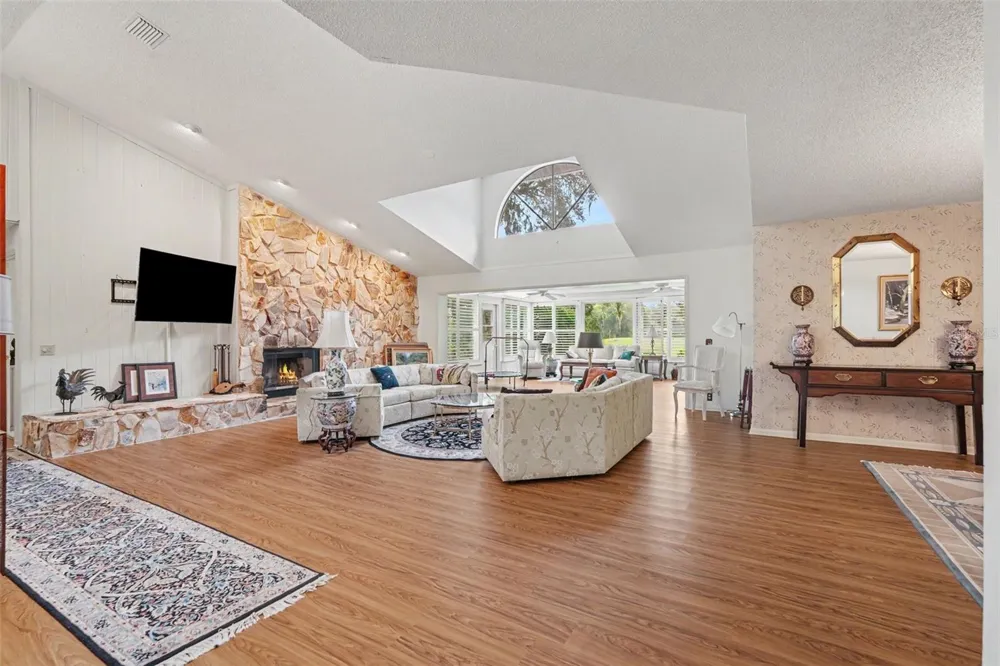 2950 ST ANDREWS BOULEVARD Tarpon Springs, FL 34688