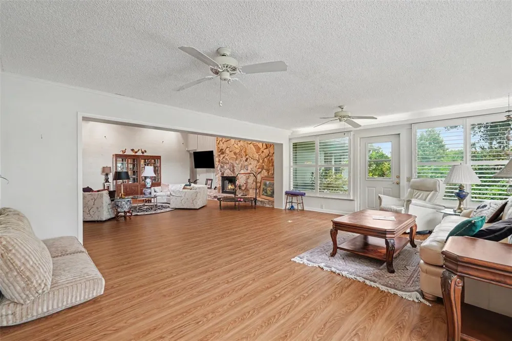 2950 ST ANDREWS BOULEVARD Tarpon Springs, FL 34688
