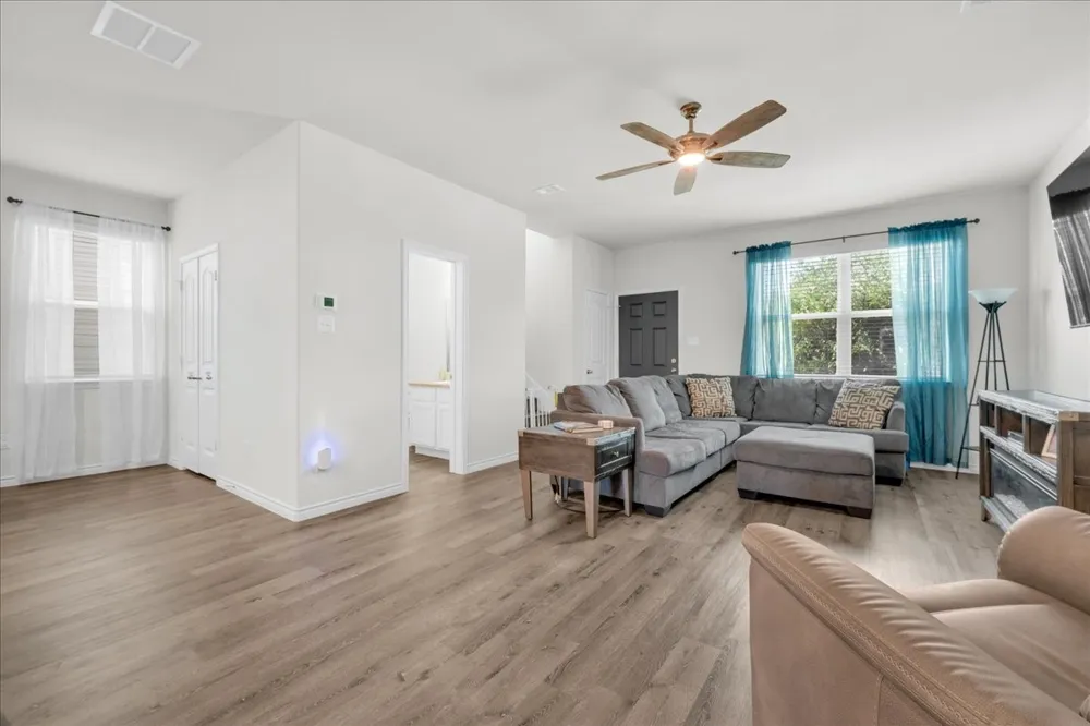 5645 Willamette Drive Fort Worth, TX 76119