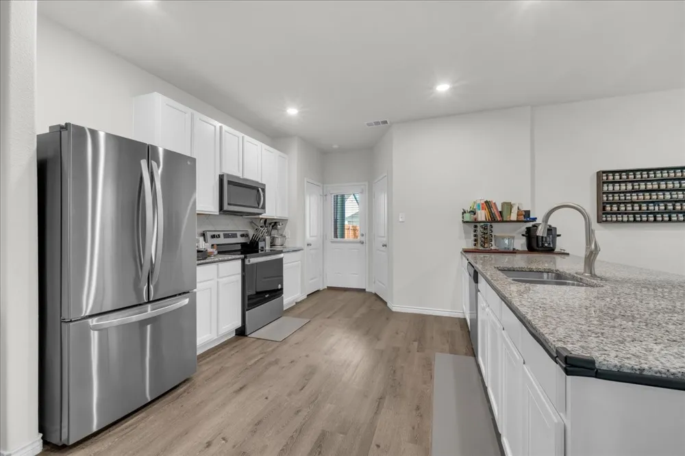 5645 Willamette Drive Fort Worth, TX 76119