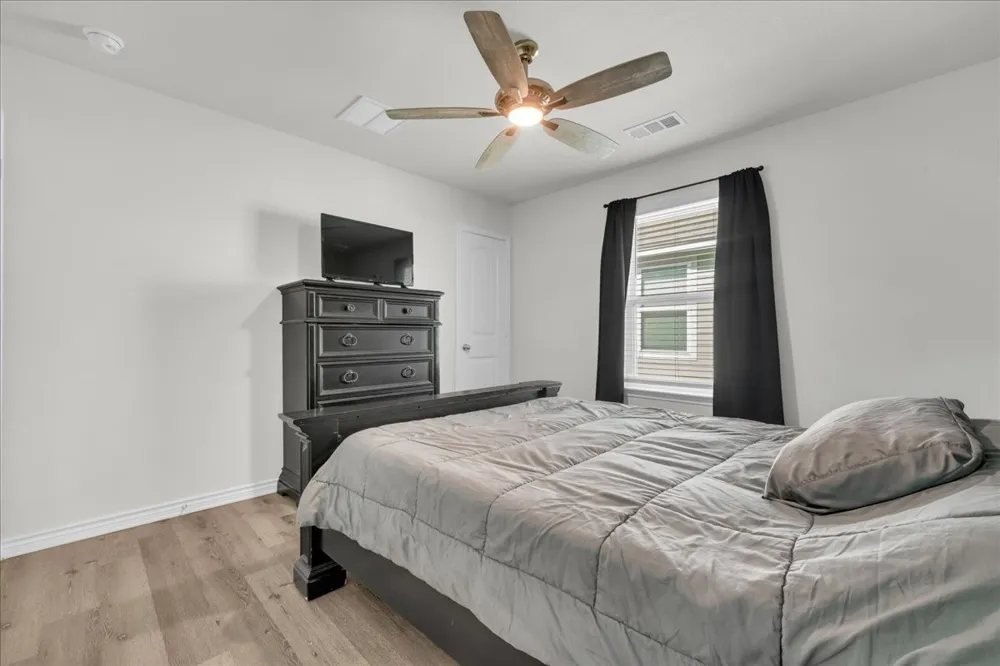 5645 Willamette Drive Fort Worth, TX 76119