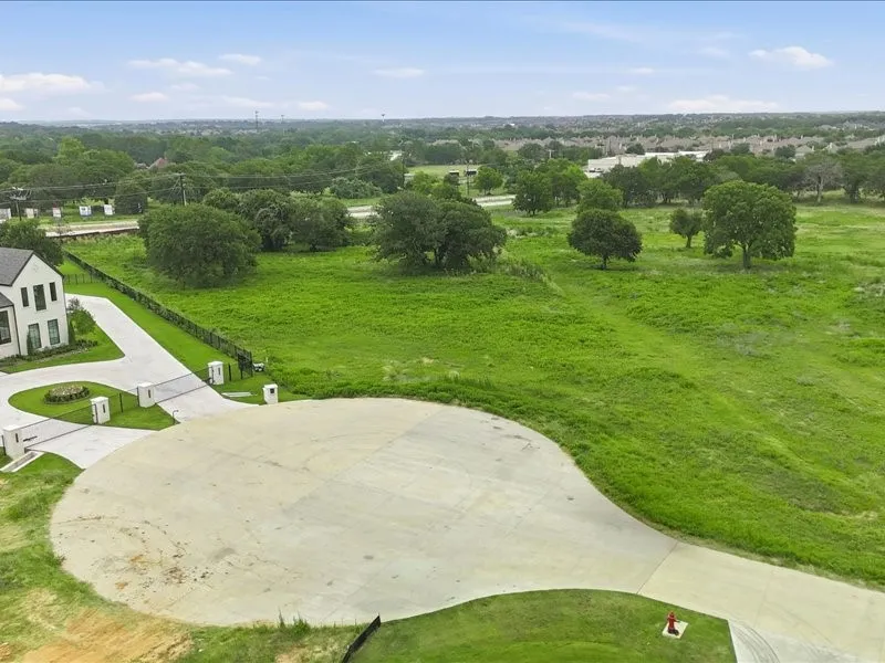 1109 Vera Court Bartonville, TX 76226