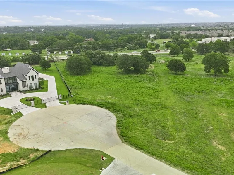 1109 Vera Court Bartonville, TX 76226