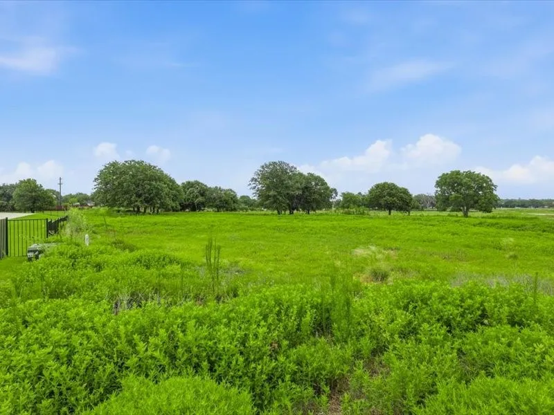 1109 Vera Court Bartonville, TX 76226