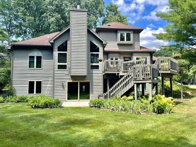 5243 Saddle Club Drive Kalamazoo, MI 49009