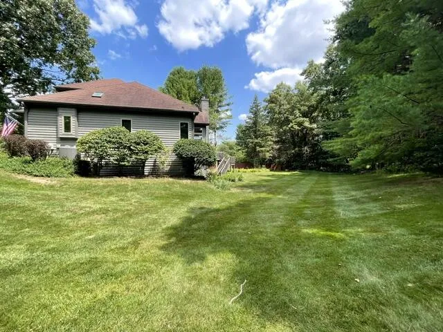 5243 Saddle Club Drive Kalamazoo, MI 49009