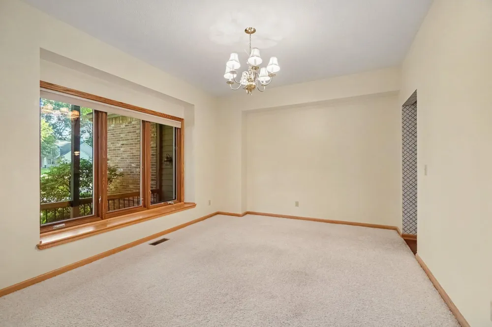 5243 Saddle Club Drive Kalamazoo, MI 49009