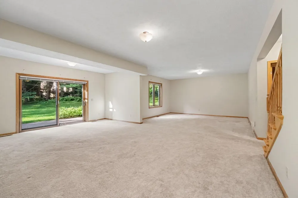 5243 Saddle Club Drive Kalamazoo, MI 49009