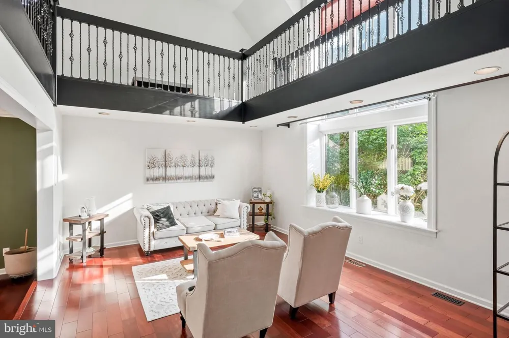 276 GREENTREE ROAD Sewell, NJ 08080