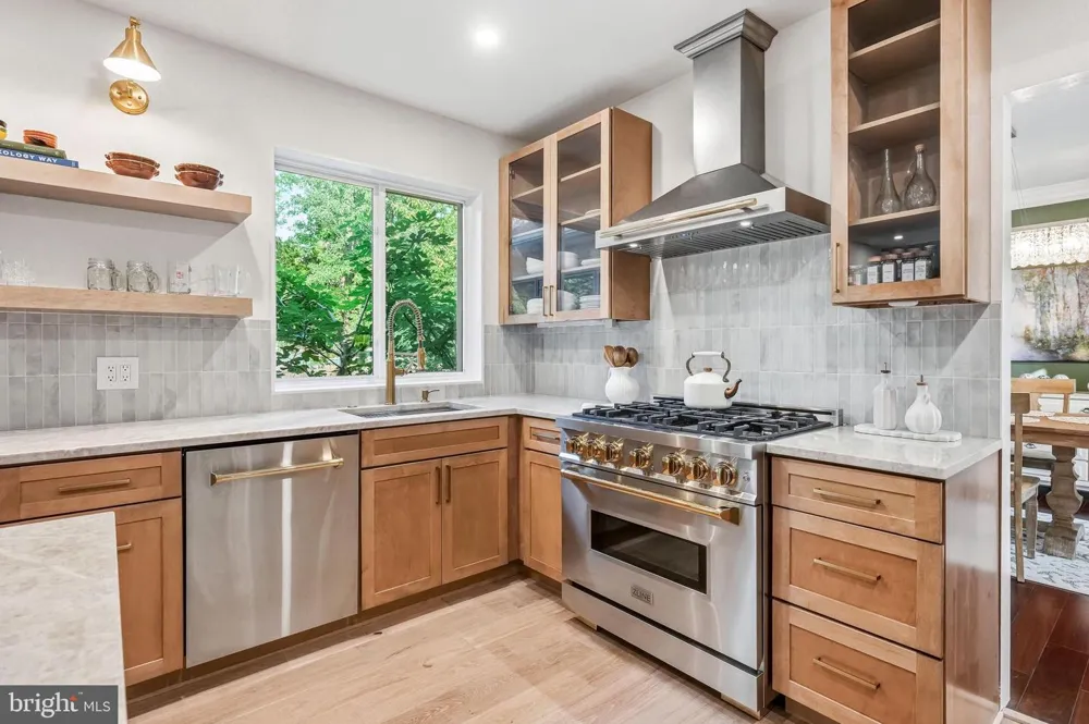 276 GREENTREE ROAD Sewell, NJ 08080