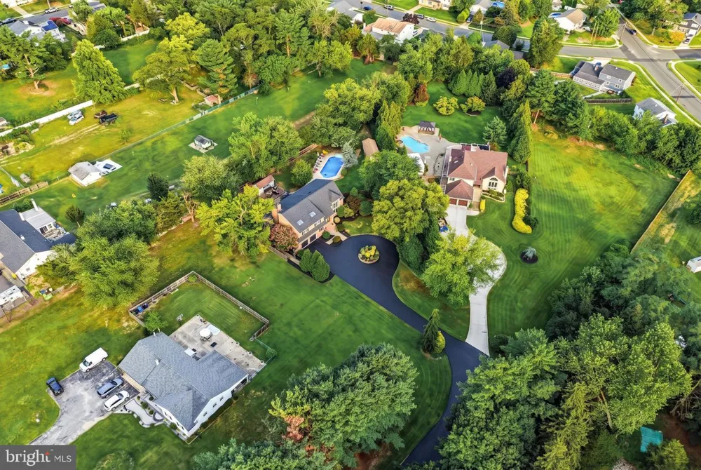 276 GREENTREE ROAD Sewell, NJ 08080