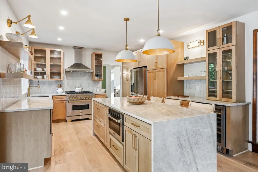 276 GREENTREE ROAD Sewell, NJ 08080